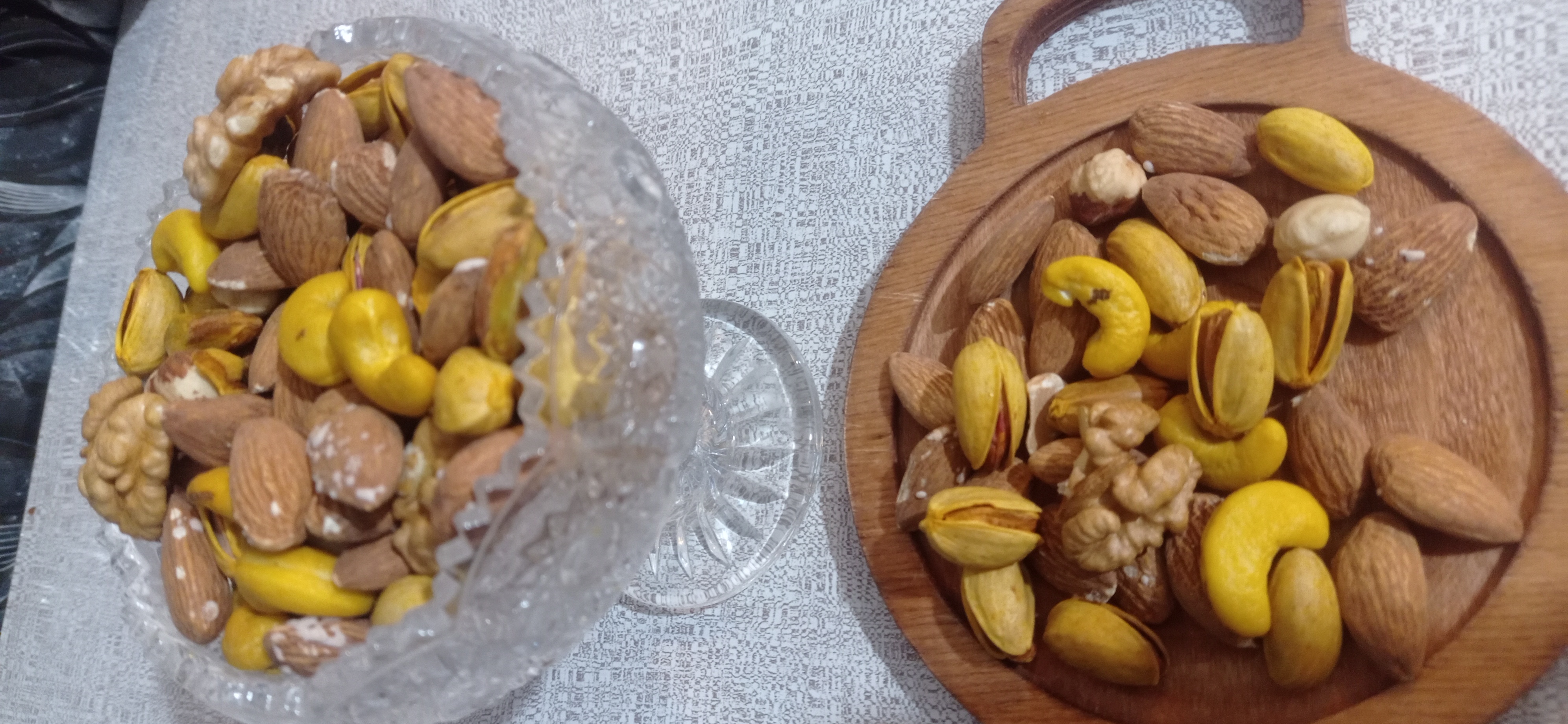 آجبل پنج مغز کم نمک زعفرانی اعلا و امسالی یک کیلو